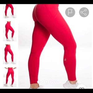 P’tula Red Hot Toddy Alainah Leggings Size M